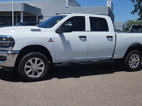 Used 2025 RAM 2500 Tradesman AWD/4WD image 4