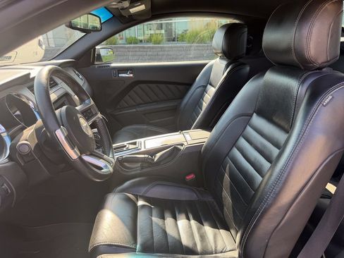 Used 2013 Ford Mustang Premium w/ V6 Performance Pkg RWD image 10