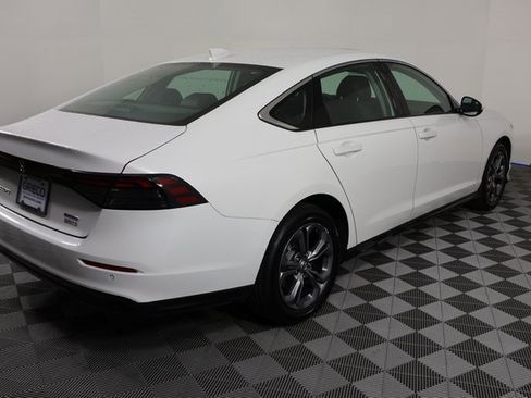 Used 2025 Honda Accord EX-L image 8