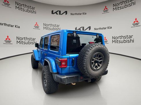 Used 2023 Jeep Wrangler Unlimited Rubicon 392 w/ Xtreme Recon 35" Tire Package AWD/4WD image 4