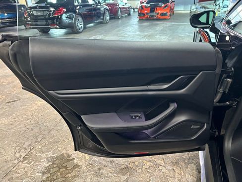 Used 2024 Porsche Taycan 4 Cross Turismo image 15