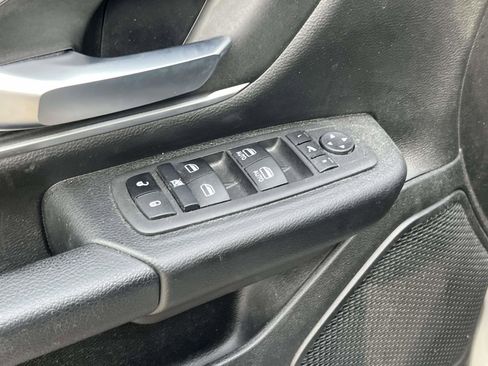 Used 2023 RAM 1500 Big Horn image 25