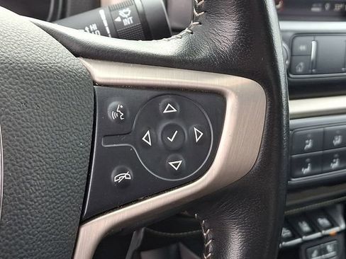 Used 2022 GMC Canyon Denali image 26