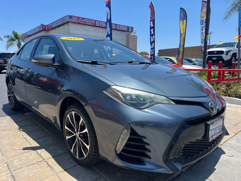 Used 2017 Toyota Corolla SE w/ Carpet Mat Package (TMS) FWD image 1