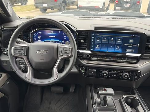 Used 2024 Chevrolet Silverado 1500 ZR2 w/ Technology Package image 10