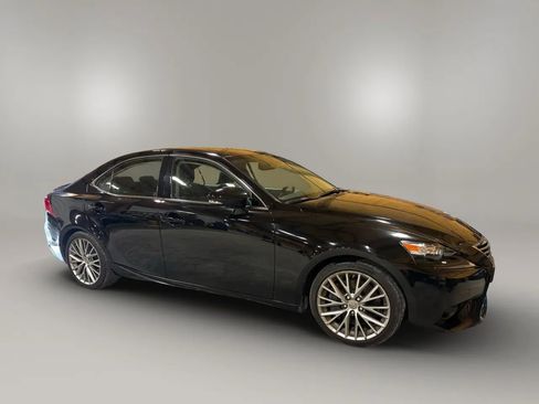 Used 2016 Lexus IS 300 AWD image 15
