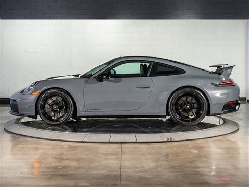 Certified 2026 Porsche 911 Carrera GTS image 2