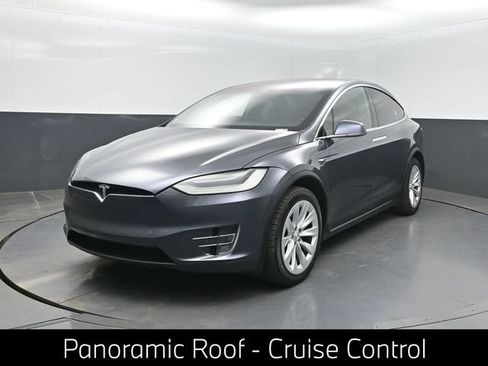 Used 2021 Tesla Model X Long Range AWD/4WD image 1