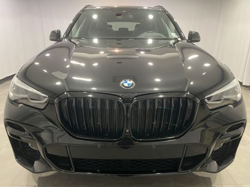 Used 2023 BMW X5 xDrive40i w/ M Sport Package image 2
