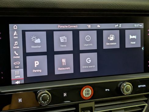 Certified 2026 Porsche Macan AWD/4WD image 39