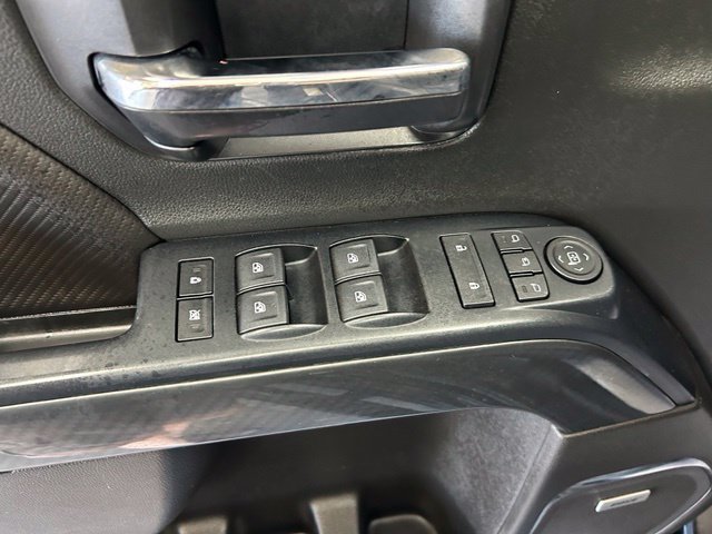 Used 2018 GMC Sierra 2500 SLT w/ All Terrain HD Package AWD/4WD image 15
