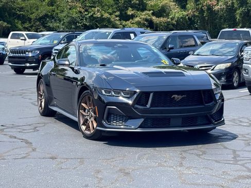 Used 2025 Ford Mustang GT Premium RWD image 1