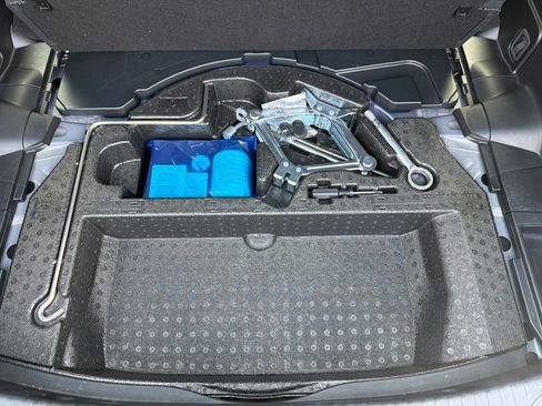 Certified 2024 Subaru Impreza 2.0i image 28