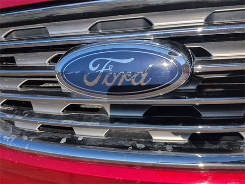 Used 2022 Ford Edge SEL w/ Convenience Package image 9