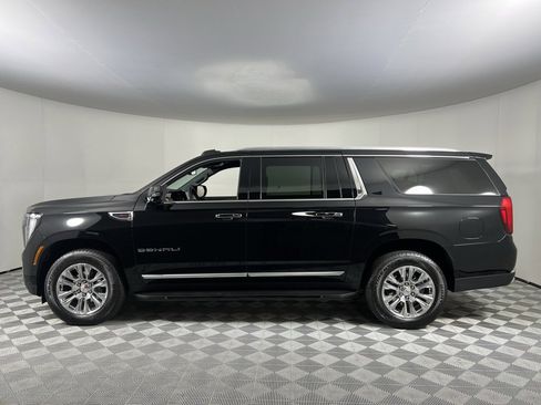 Used 2025 GMC Yukon XL Denali image 10