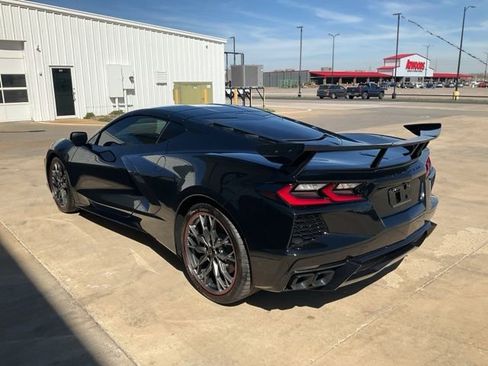Used 2023 Chevrolet Corvette Stingray Coupe w/ 1LT RWD image 35