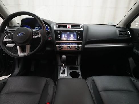 Used 2017 Subaru Outback 2.5i Limited AWD/4WD image 5