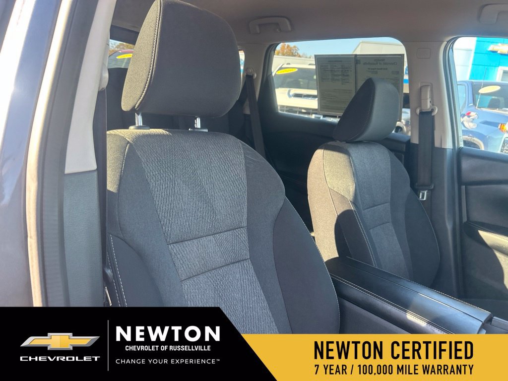 Used 2025 Nissan Rogue SV FWD image 21