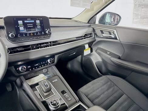 New 2026 Nissan Rogue SL AWD/4WD image 20