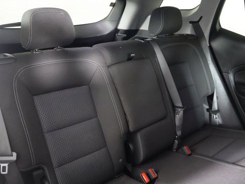 Used 2024 GMC Terrain SLE w/ Elevation Edition image 31