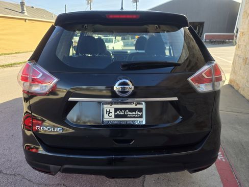 Used 2016 Nissan Rogue S image 16