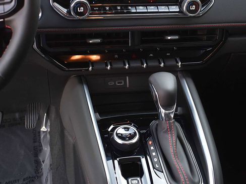 New 2026 Chevrolet Colorado Z71 w/ Technology Package image 15