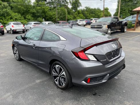Used 2018 Honda Civic EX-T image 7