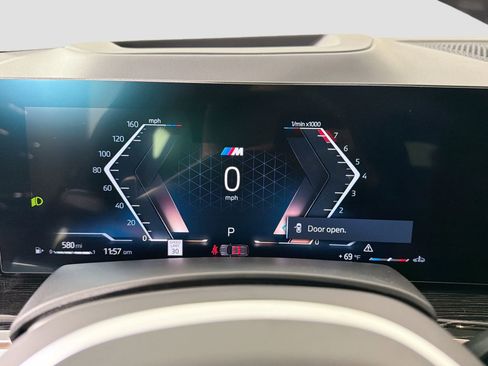 New 2026 BMW X5 xDrive40i w/ M Sport Package image 10