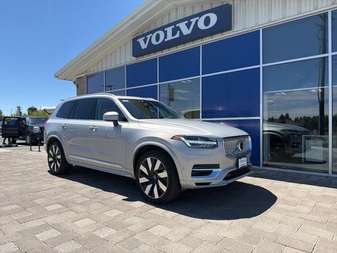 Used 2023 Volvo XC90 T8 Ultimate AWD/4WD image 1