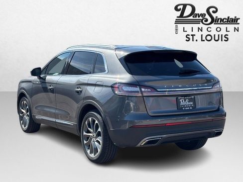 Certified 2022 Lincoln Nautilus Reserve image 5