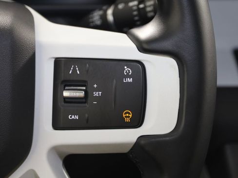 Used 2023 Land Rover Defender 110 S image 44