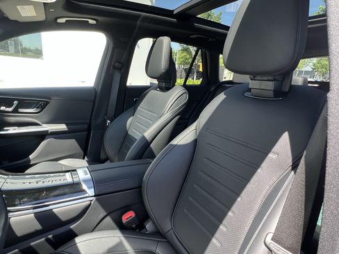 Certified 2026 Mercedes-Benz GLC 300 4MATIC image 12