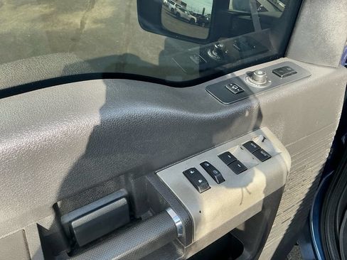 Used 2015 Ford F450 Lariat w/ Lariat Ultimate Package AWD/4WD image 16