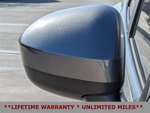 Used 2023 Nissan Rogue SV image 13