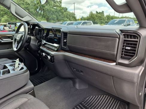 Used 2024 GMC Sierra 1500 Elevation RWD image 41