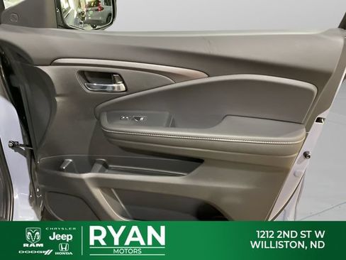 New 2026 Honda Ridgeline RTL image 44
