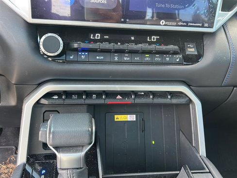 Used 2023 Toyota Tundra Platinum image 15