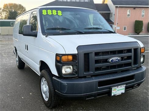 Used 2014 Ford E-150 and Econoline 150 Commercial w/ Commercial Cargo Van Package image 5
