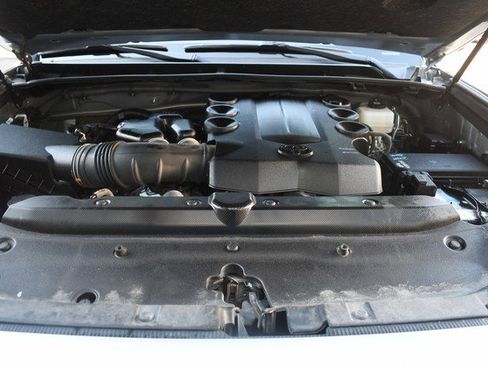 Certified 2024 Toyota 4Runner SR5 image 29