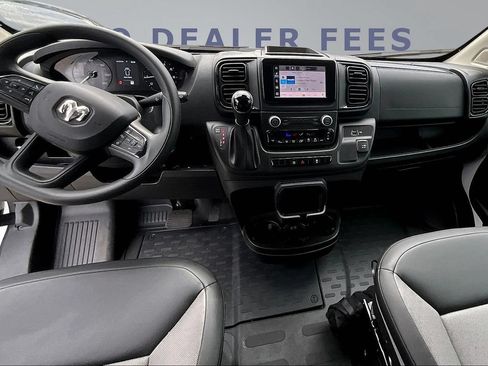 Used 2026 RAM ProMaster 2500 w/ Convenience Group FWD image 8