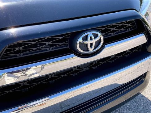 Used 2019 Toyota 4Runner Limited AWD/4WD image 29