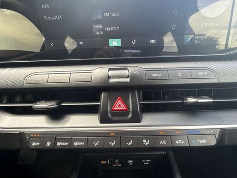 Used 2025 Kia K4 FWD image 18