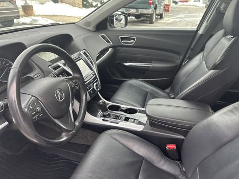 Used 2018 Acura TLX w/ Technology Package image 8