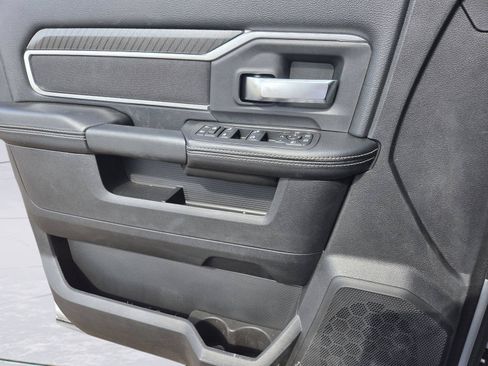 New 2026 RAM 2500 Big Horn AWD/4WD image 14