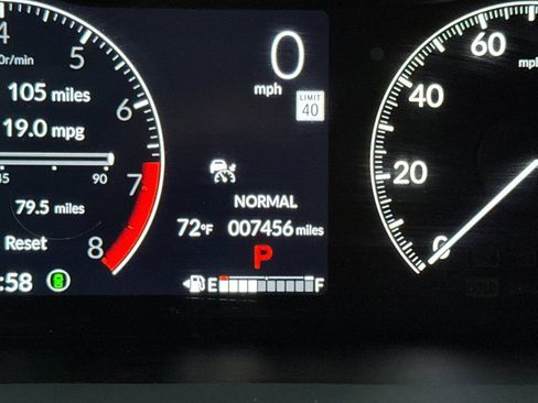 Used 2025 Honda HR-V LX image 26