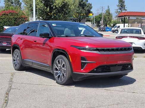 New 2025 Jeep Wagoneer S Limited image 1