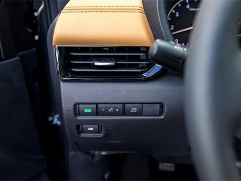 New 2025 Nissan Sentra SV w/ SV Premium Package image 12