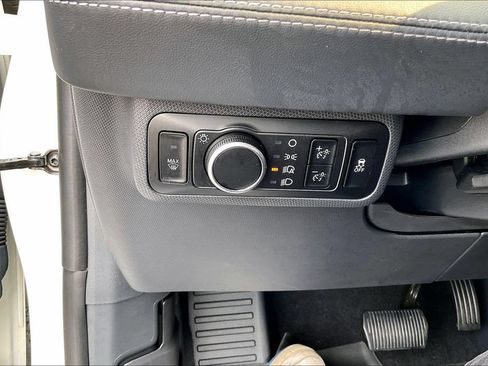 Used 2023 Ford Mustang Mach-E Premium AWD/4WD image 36