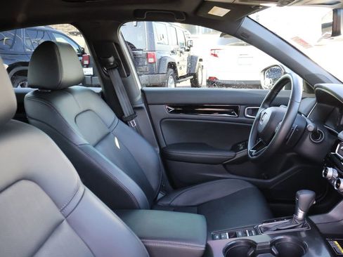 Certified 2024 Honda Civic Sport Touring image 8