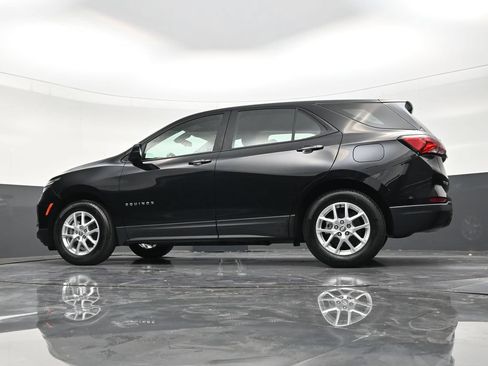 Used 2024 Chevrolet Equinox LS w/ Driver Confidence II Package FWD image 18